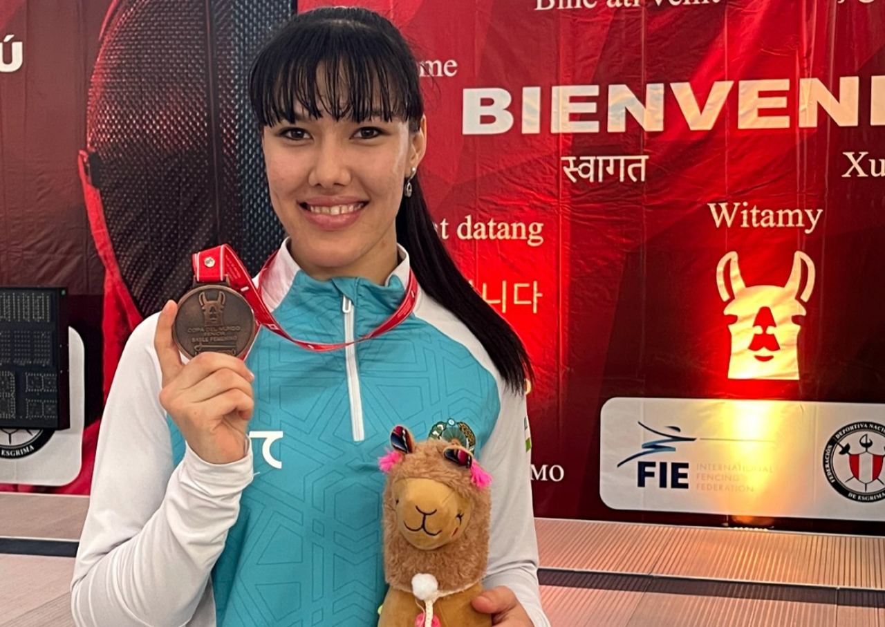Узбекистан впервые завоевал медаль на Кубке мира по фехтованию среди взрослых