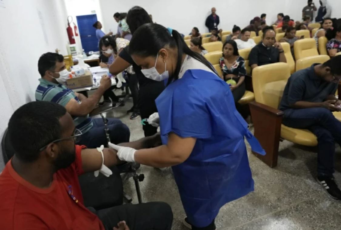 Число случаев заражения денге в Бразилии превысило показатели 2023 года