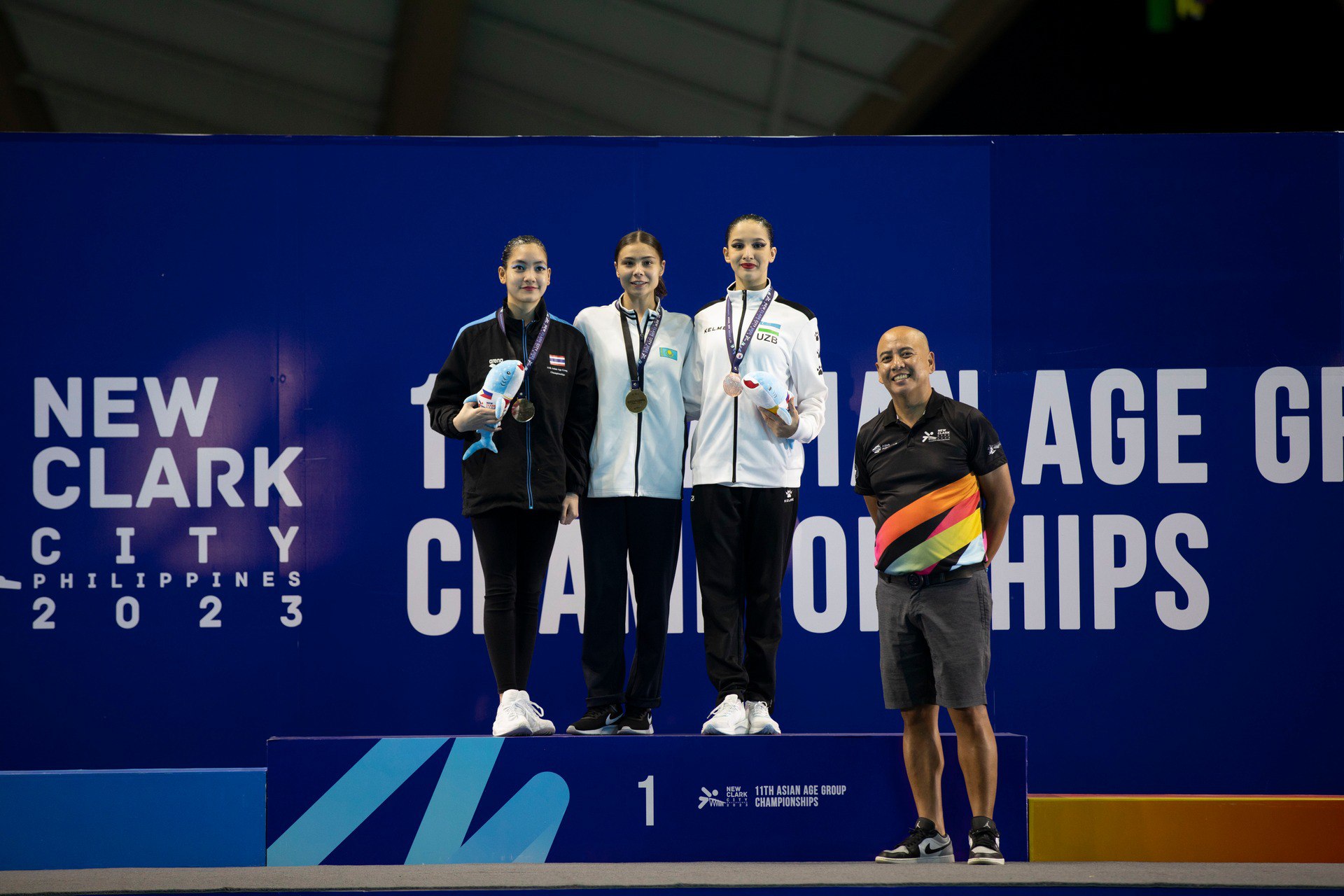 Узбекские синхронистки завоевали шесть медалей на ЧА по водным видам спорта 