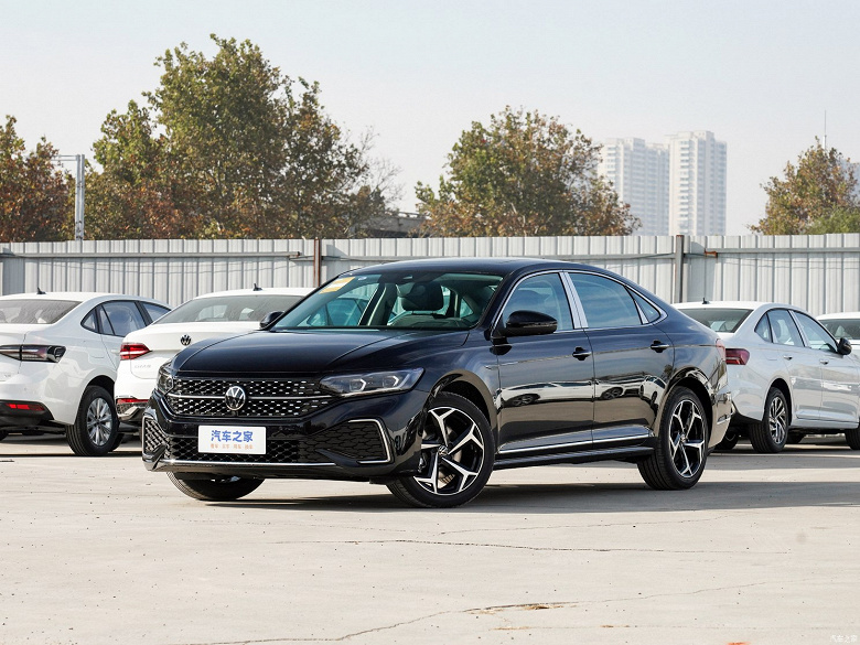 Volkswagen презентовал новую версию Passat за $26,2 тысячи