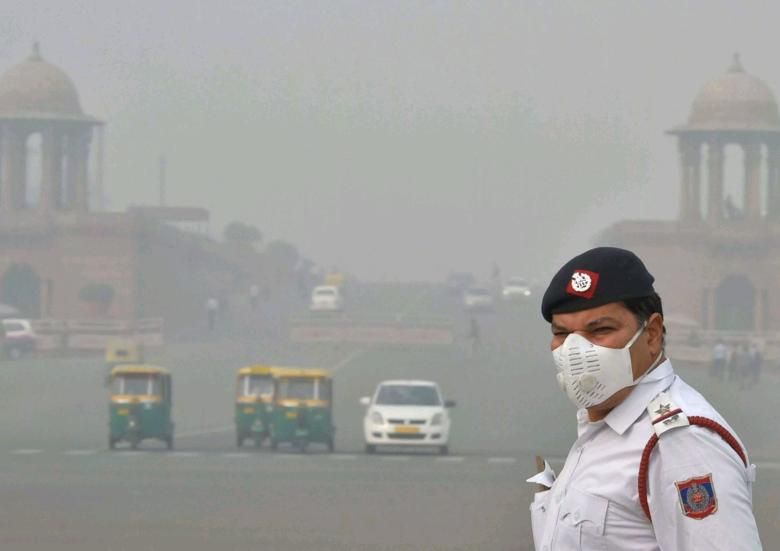 Индийский Дели признали столицей с самым грязным воздухом в мире