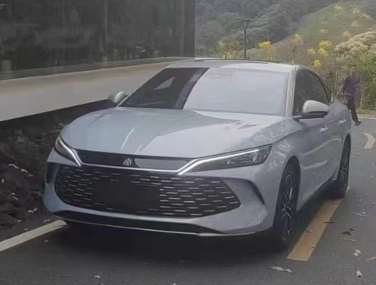BYD Qin L - последние новости от команды Repost.uz