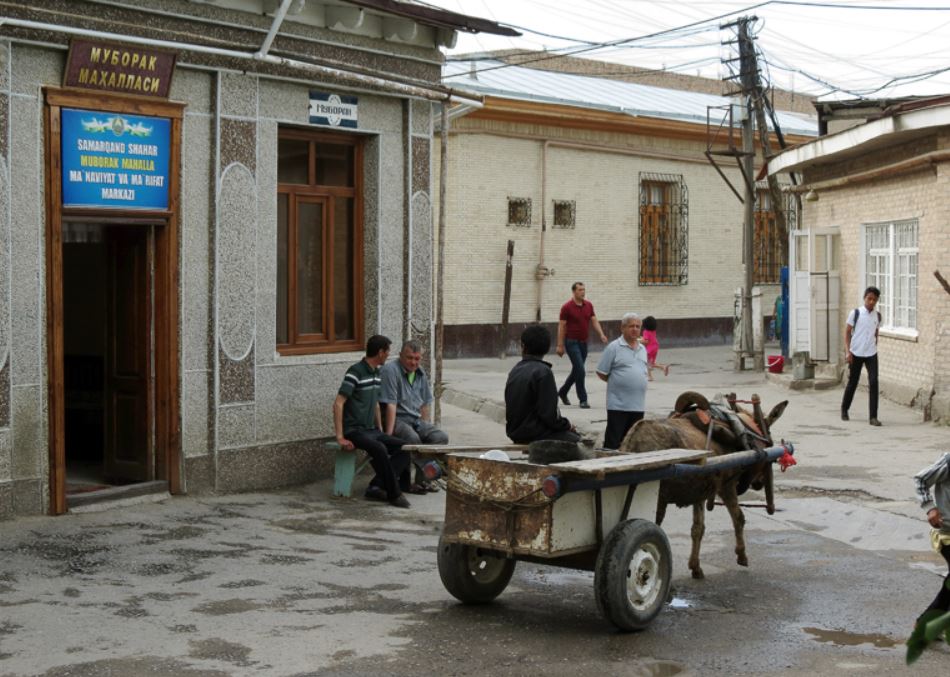 ЦЭИР: За три года детская бедность в Узбекистане сократилась почти на 8%