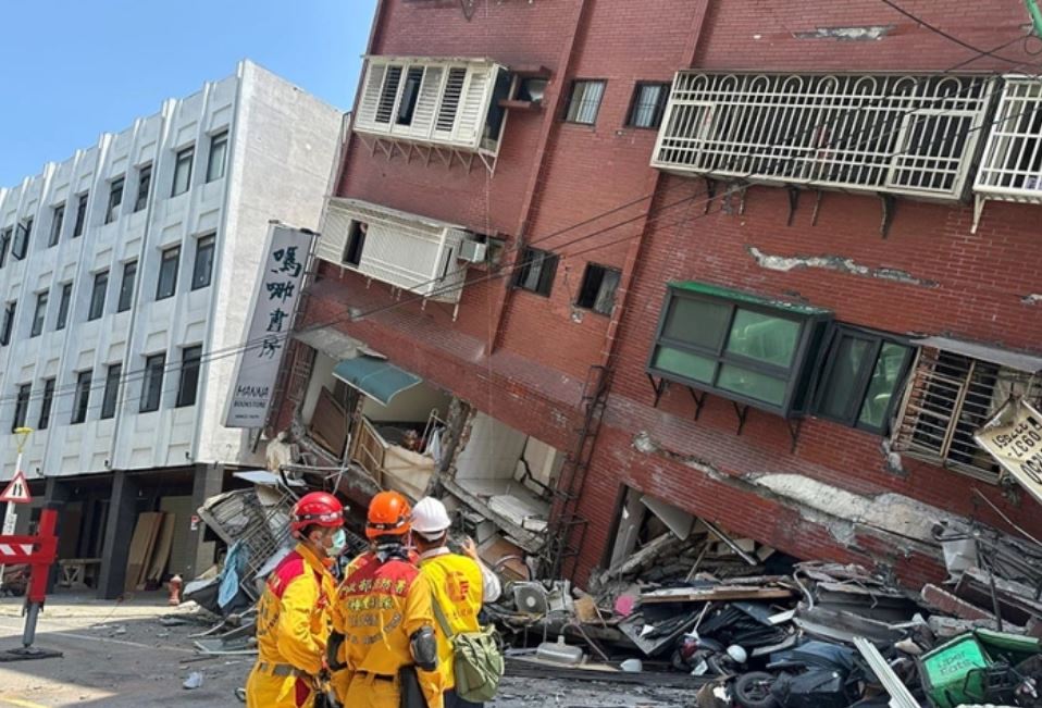 Число пострадавших при землетрясении на Тайване превысило 700