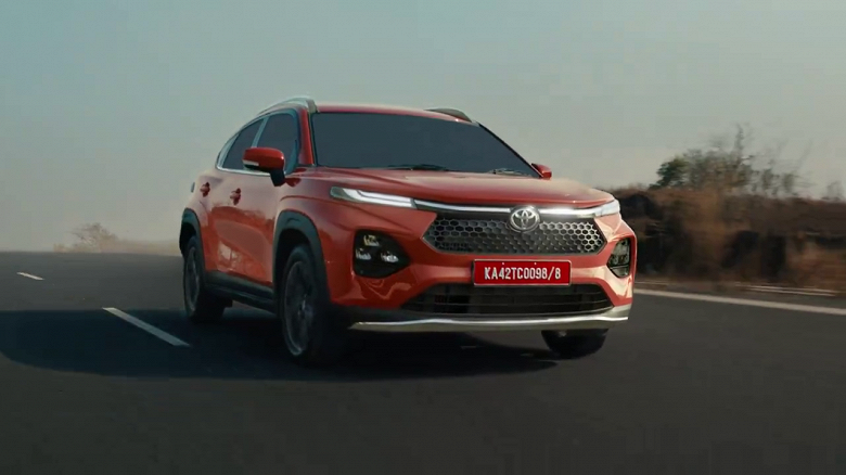 Toyota презентовала новейший кроссовер за $9,3 тысячи