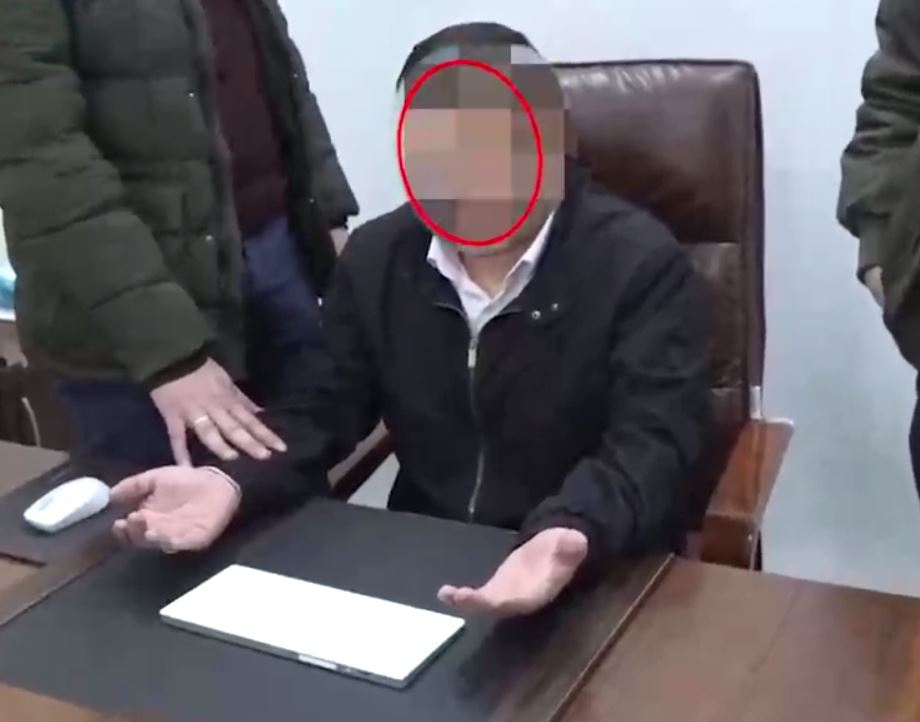В Ташкенте начальника районного кадастра поймали на взятке в $25 тысяч