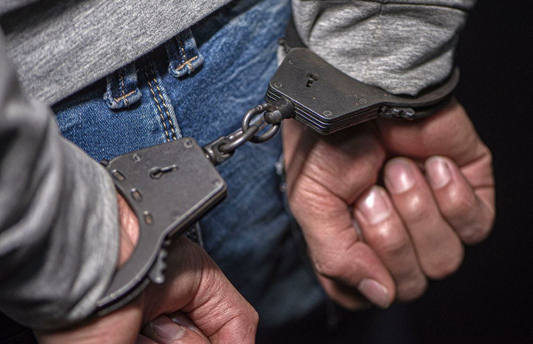 Из России в Узбекистан экстрадируют мужчину, разыскиваемого за наркопреступление