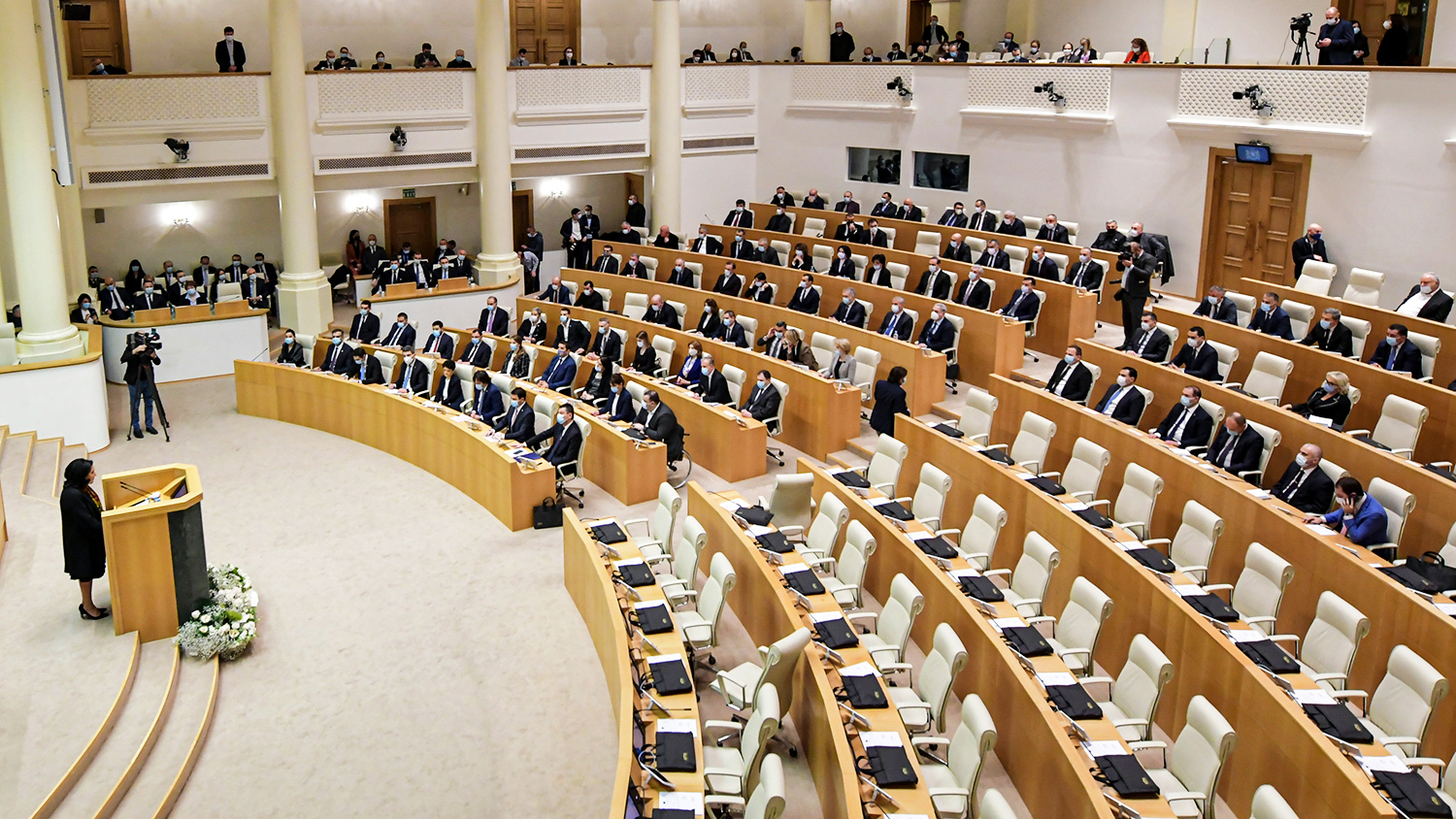 Парламент Грузии хочет преодолеть вето президента по закону об иноагентах