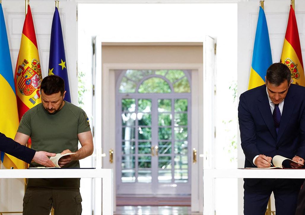 Испания выделит Украине €1 млрд на укрепление обороны
