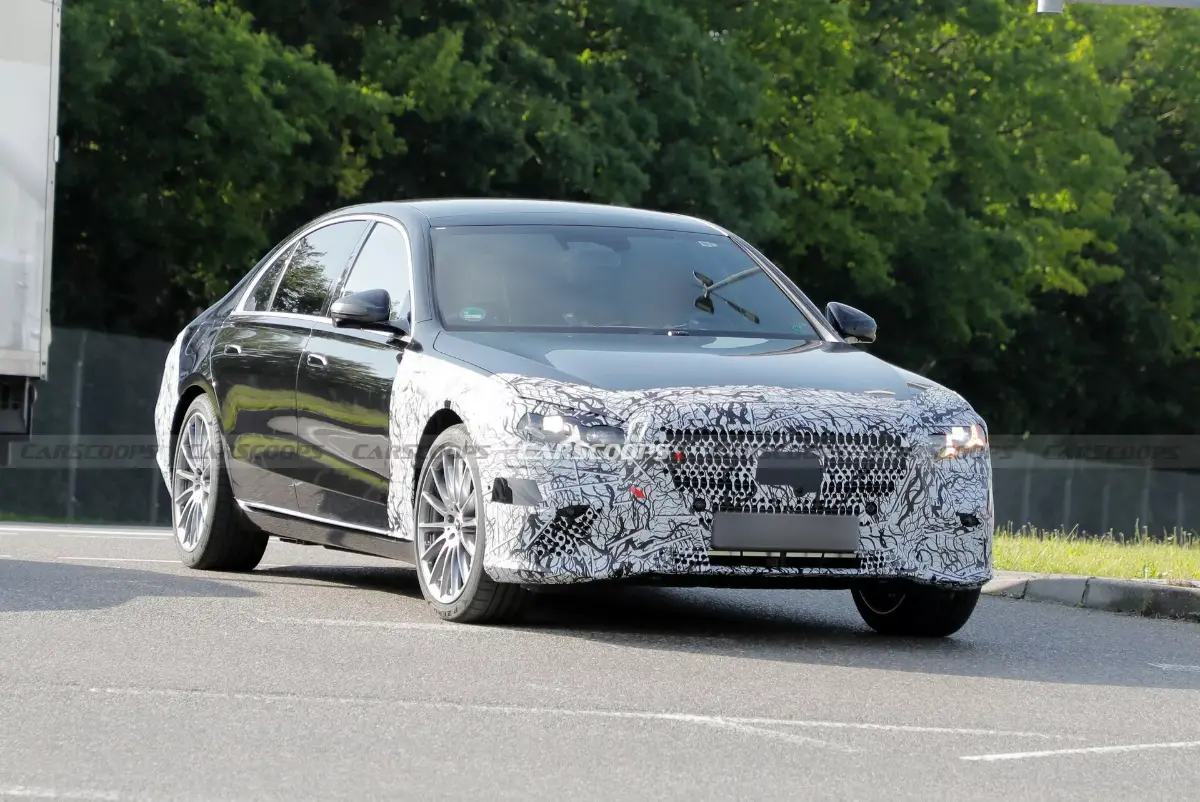 Mercedes-Benz тестирует новейший S-Class