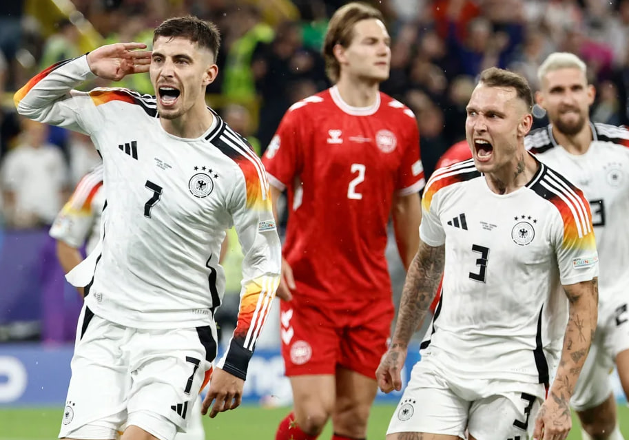 Германия одолела Данию и прошла в четвертьфинал Евро