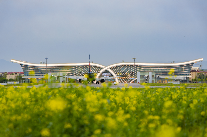 За первое полугодие 2024 года пассажиропоток аэропорта Самарканда увеличился почти на 50%