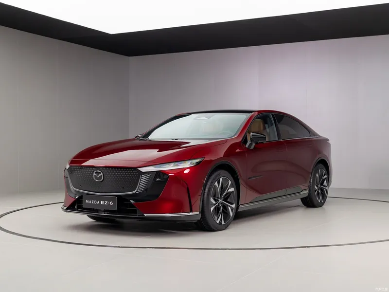 В Китае запустили серийное производство Mazda EZ-6