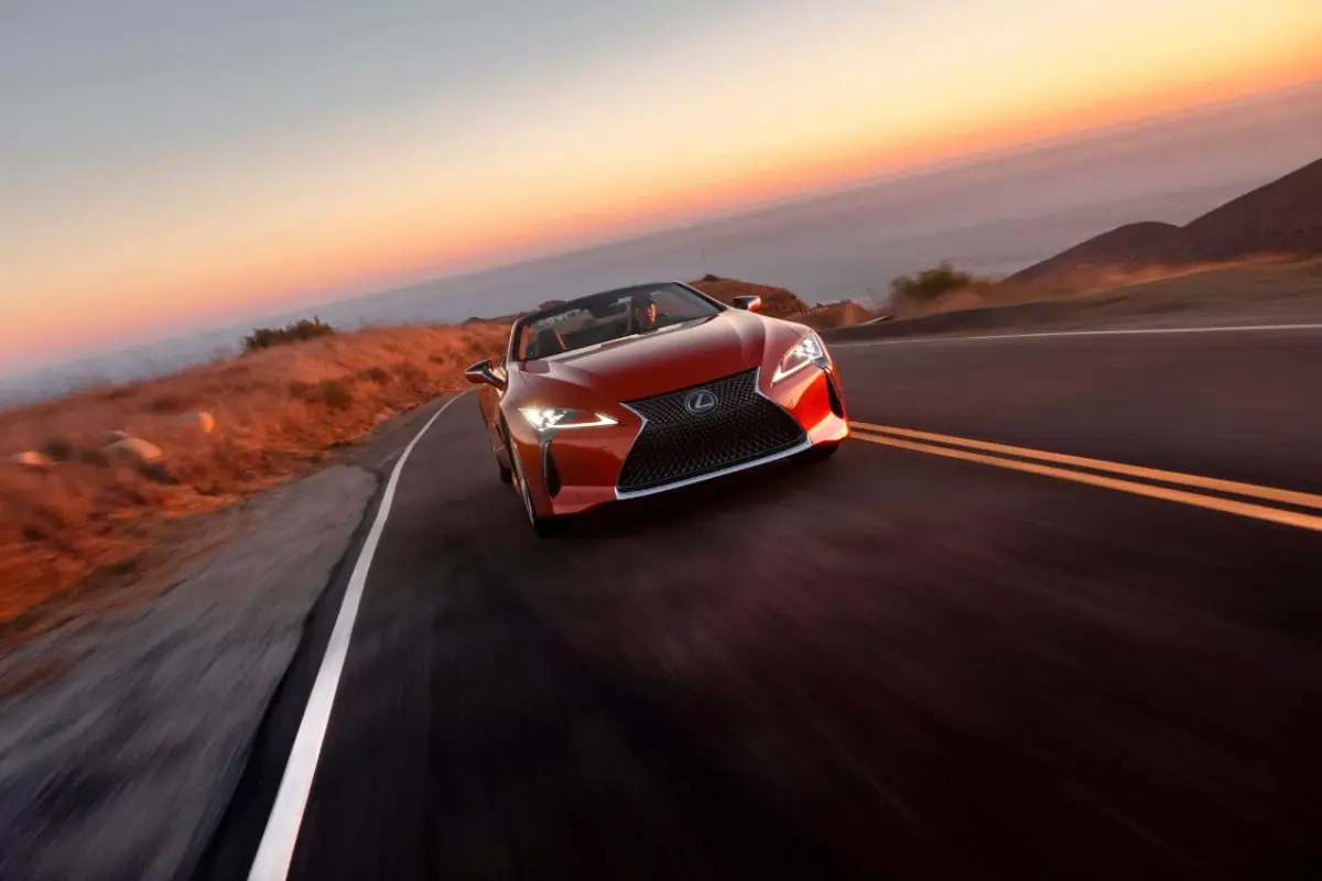 Lexus презентовал обновленную версию спортивного LC