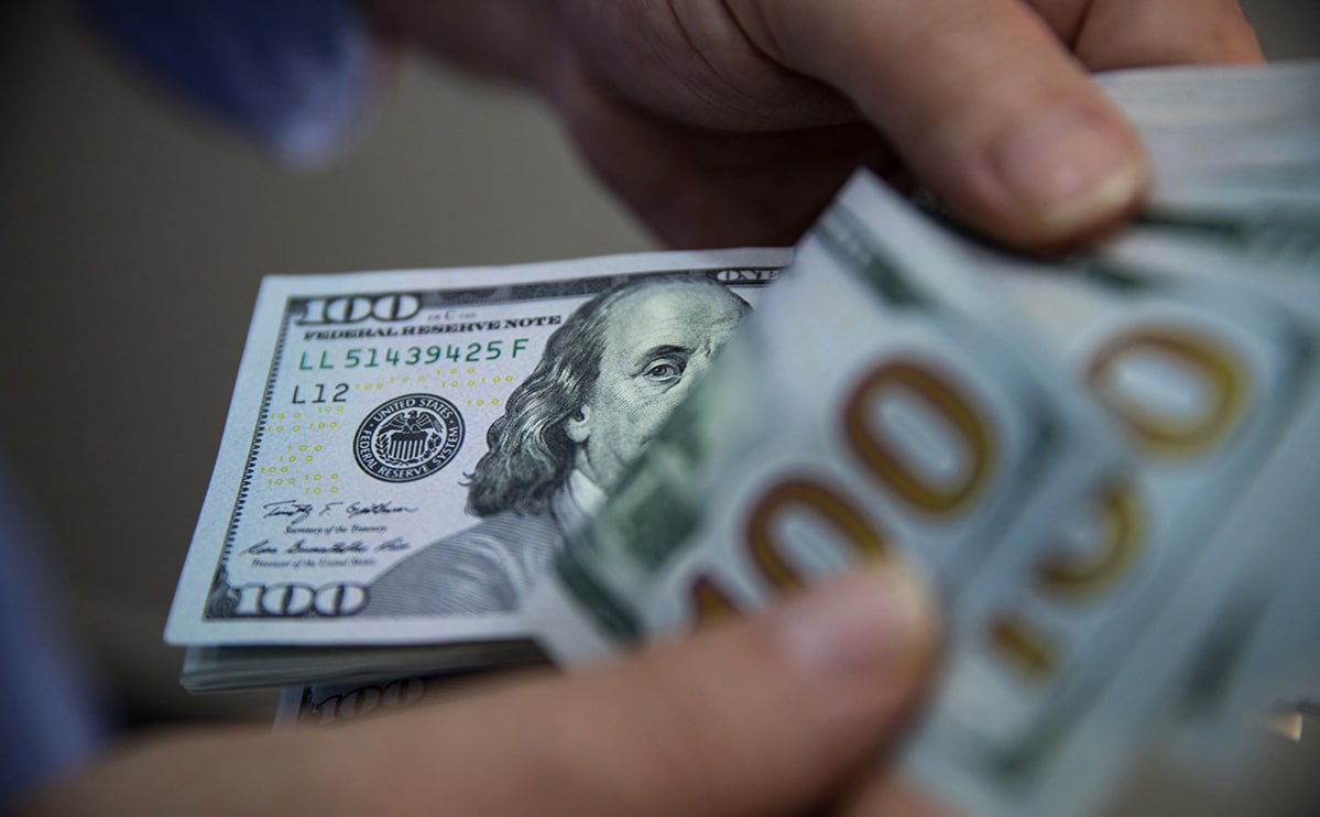 Объем денежных переводов в Узбекистан превысил $3 млрд