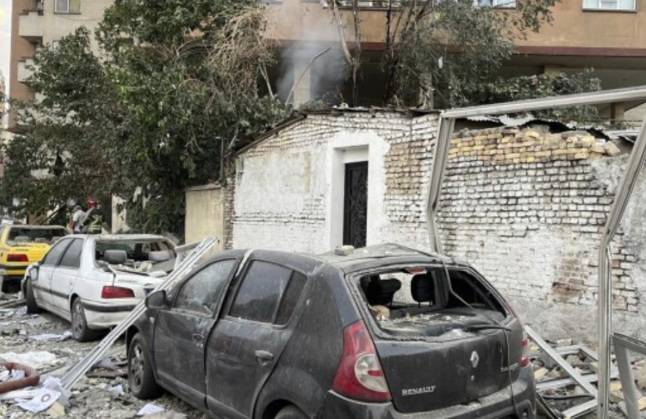 Узбекистанцев в Иране призвали строго соблюдать меры безопасности