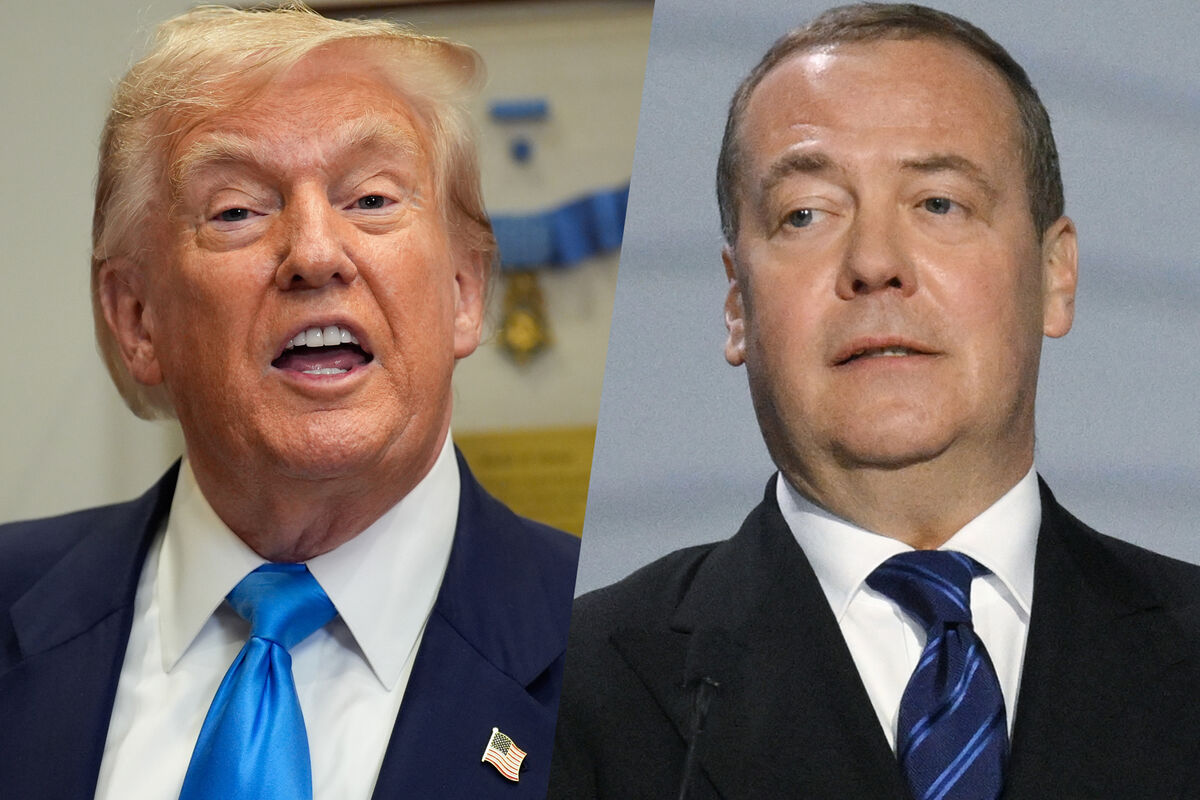 Трамп приказал разместить две атомные подлодки после высказываний Медведева