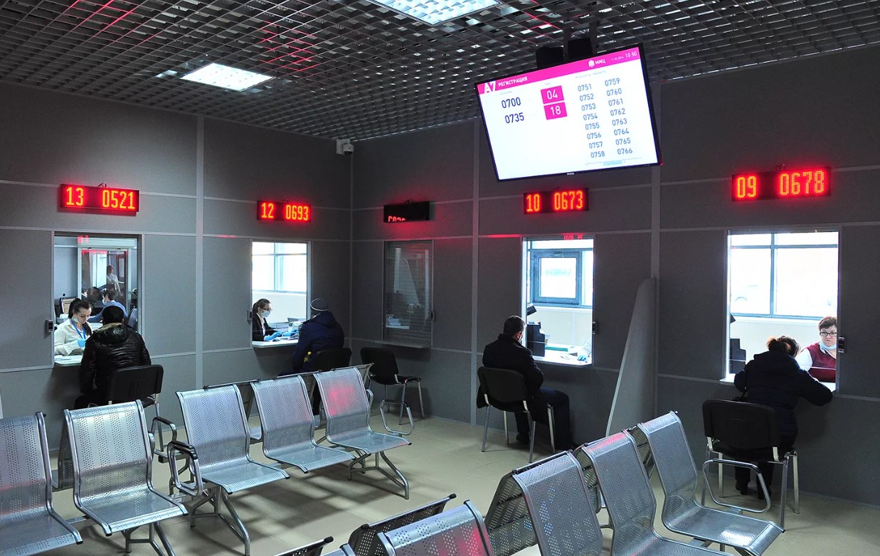 В Москве окончательно утвердили повышение стоимости патентов для мигрантов