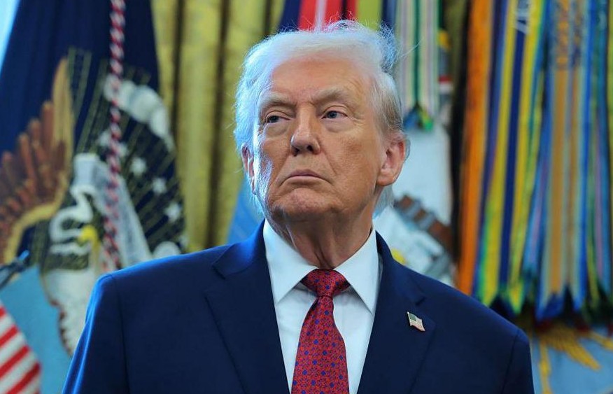 Трамп заявил, что к Ирану приближаются крупные силы США