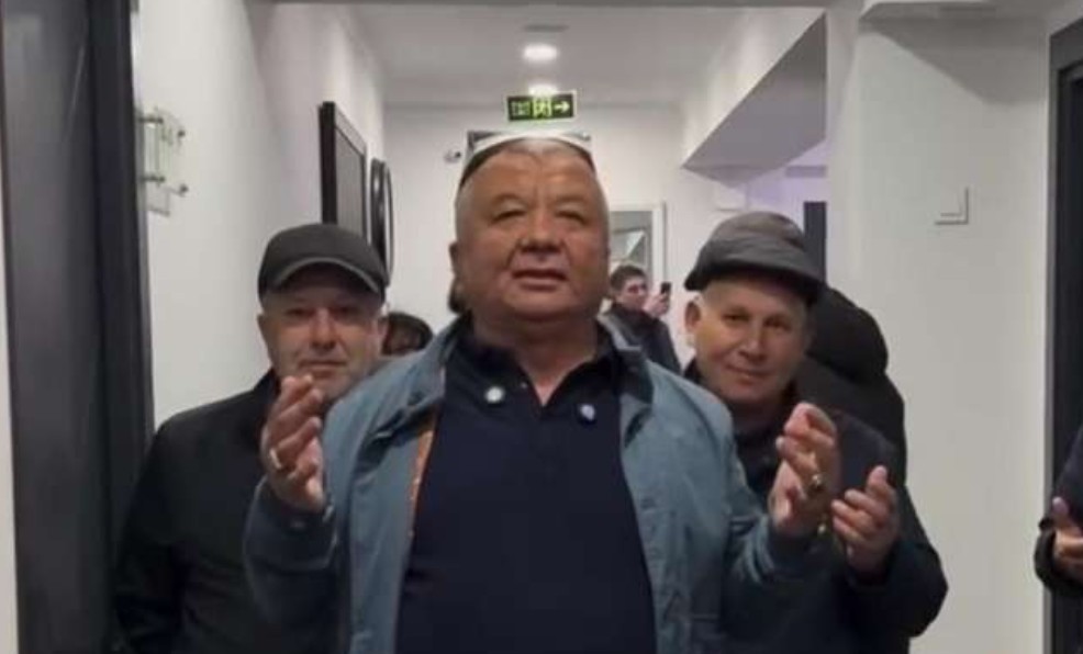 СМИ: В Баку задержали узбекского «целителя-чудотворца» Икбола Солиева