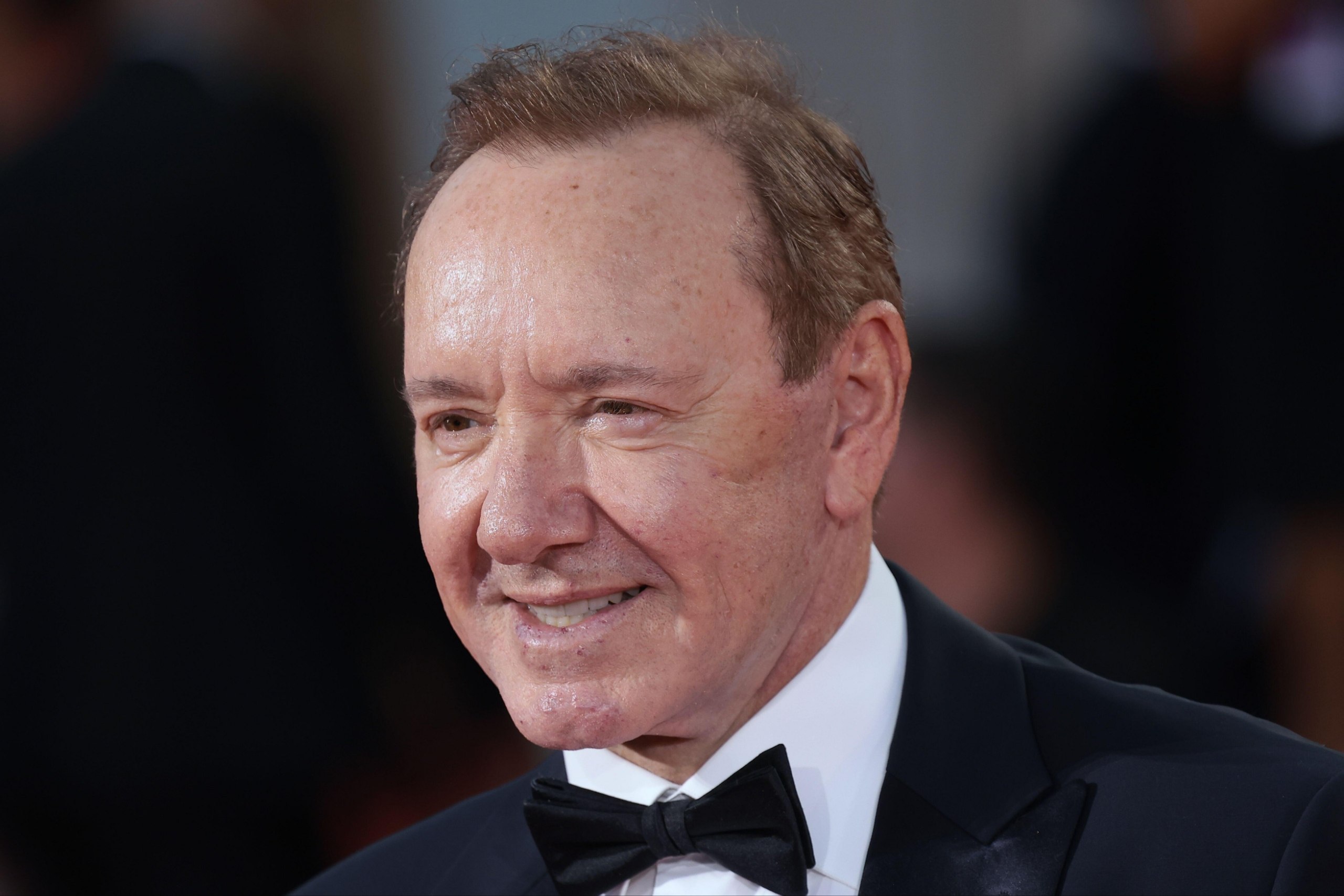 Кевин Спейси урегулировал три иска о сексуализированном насилии