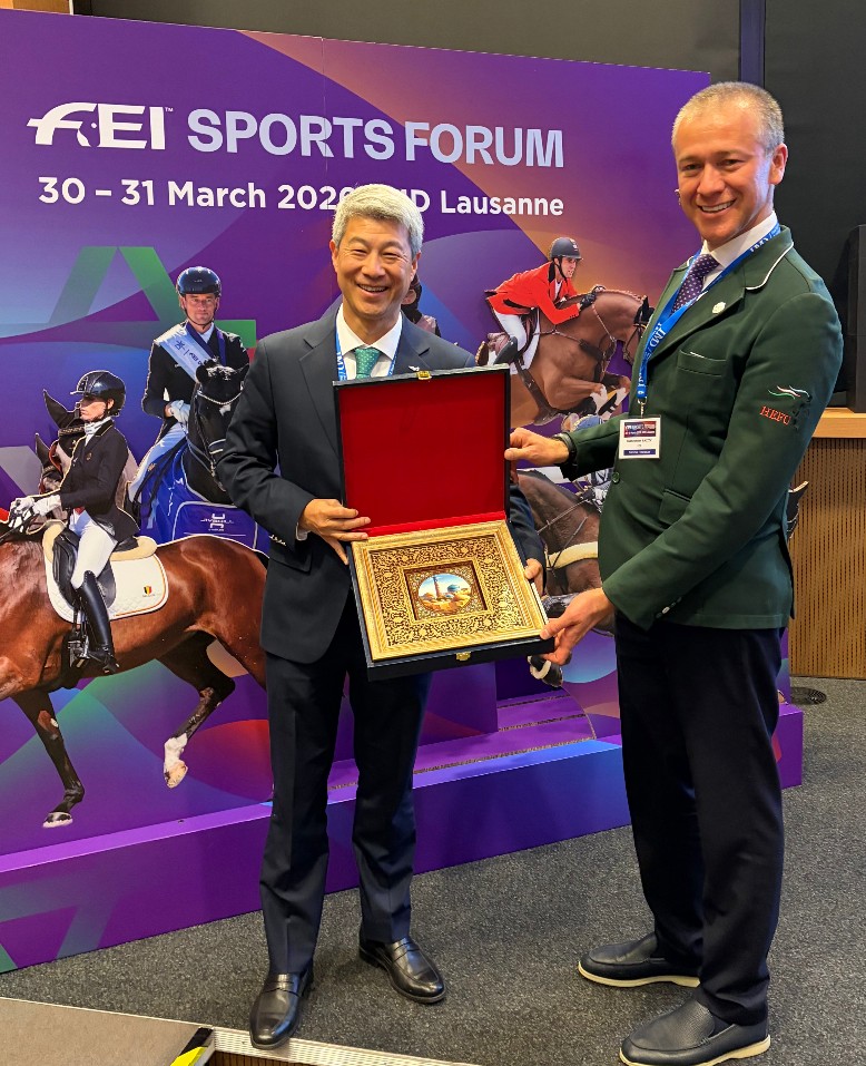 Фото: Федерация коневодства и конного спорта Узбекистана.