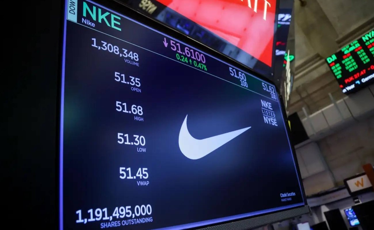 Акции Nike рухнули на 14% за день