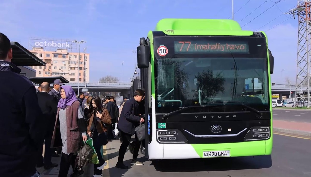 С начала года в автобусах Ташкента выявили более 32 тысяч безбилетников