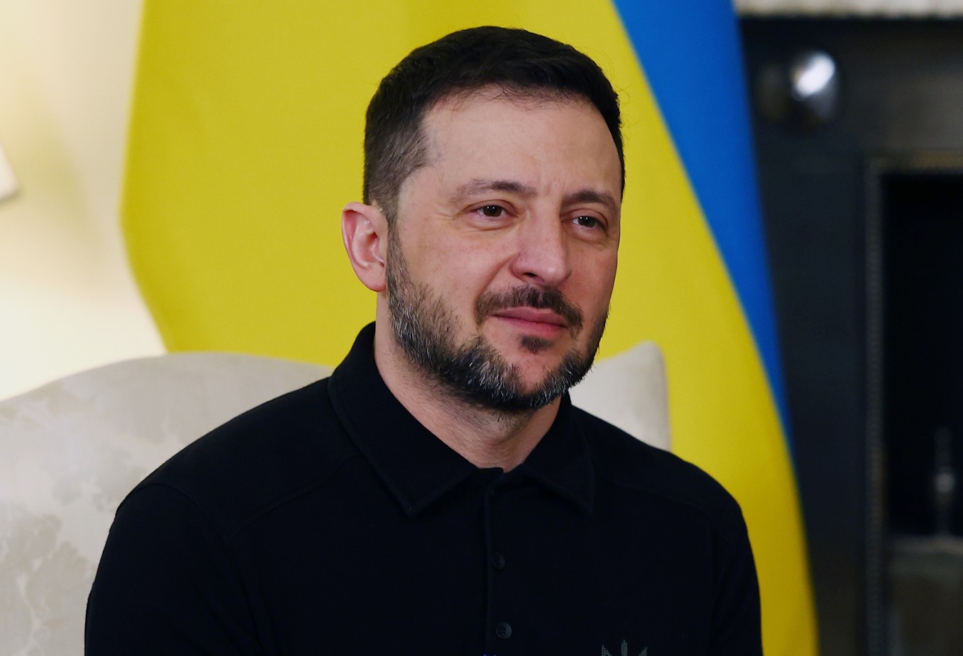 Зеленский заявил, что Украина готова поддержать пасхальное перемирие