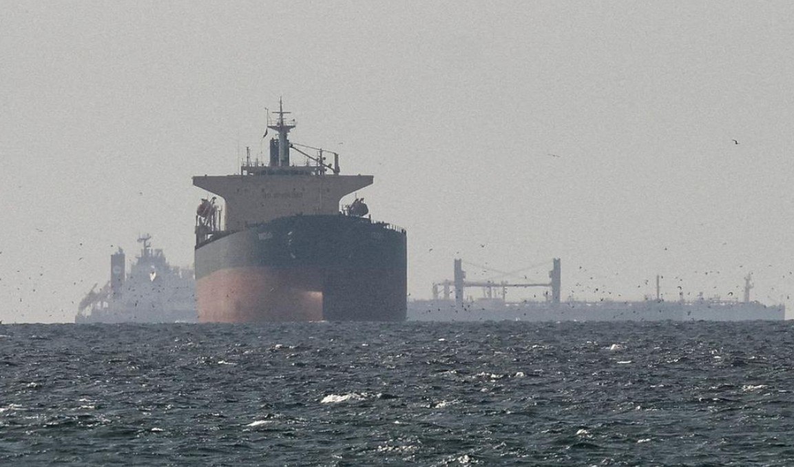 Иран объявил об открытии Ормузского пролива