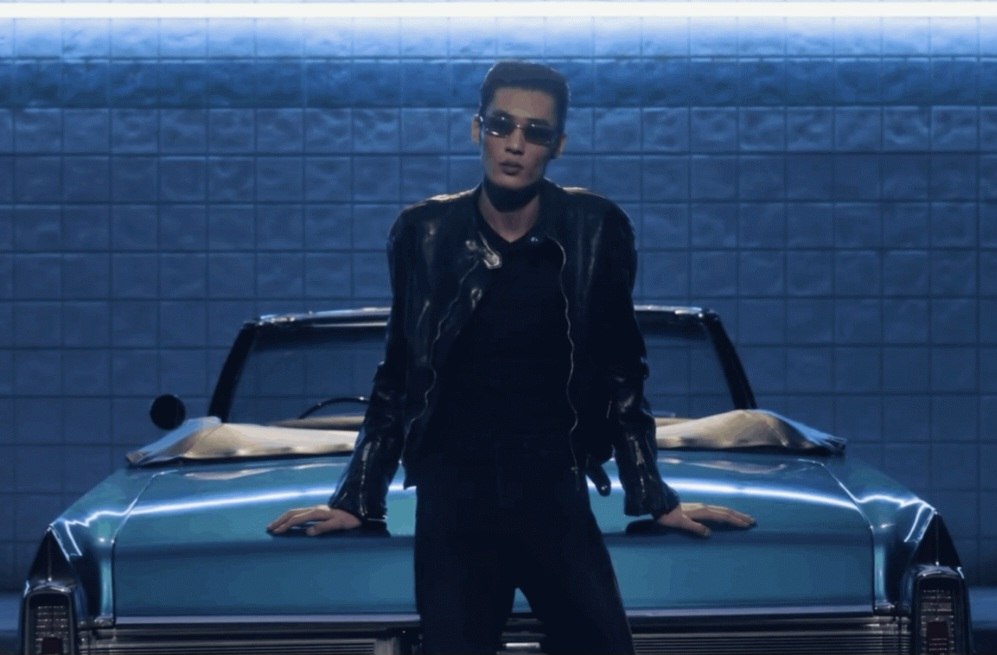 Луна, мотель и Gucci: режиссер «Зоны интересов» снял сюрреалистичный фэшн-фильм