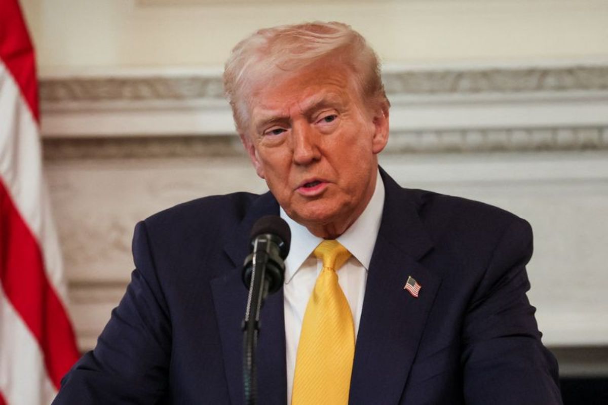 Трамп объявил о трехдневном перемирии между Россией и Украиной