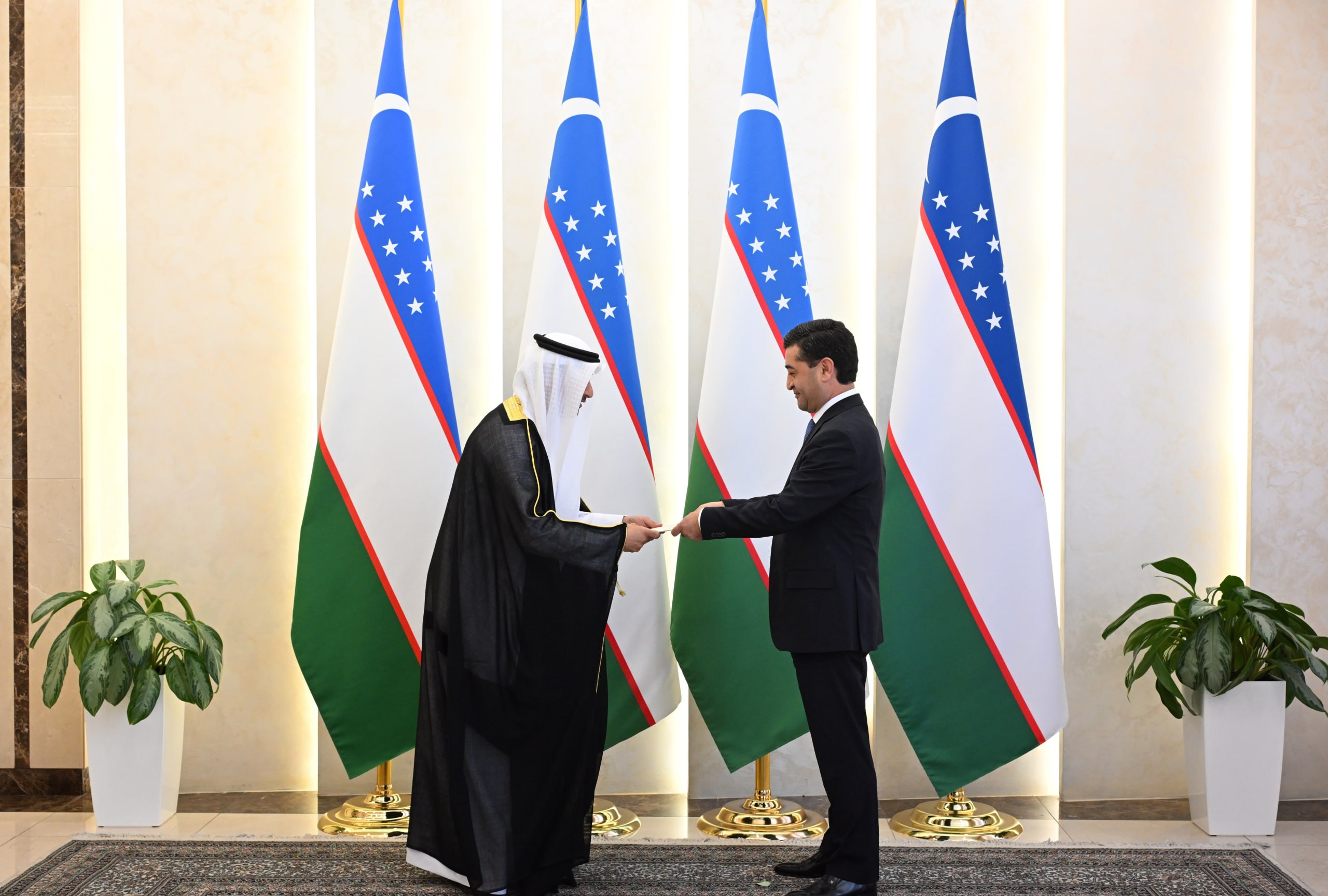 Turki Xolid Hamad al-Mikrad Kuvaytning O‘zbekistondagi yangi elchisi bo‘ldi