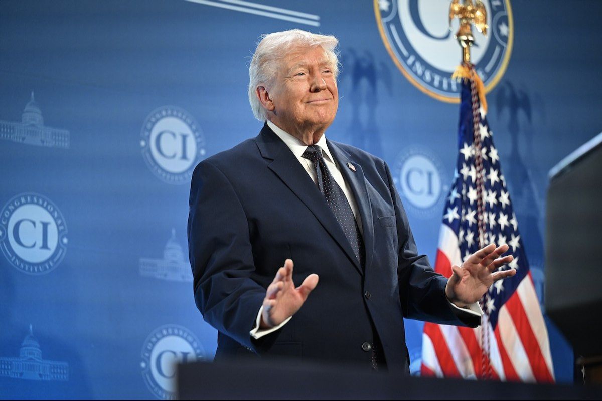 Трамп вновь назвал Ормузский пролив «территорией США»