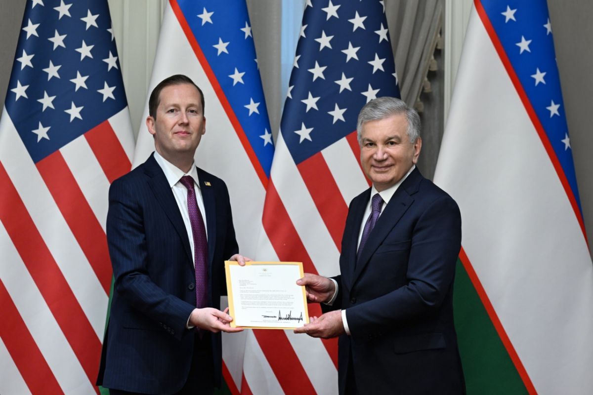 Шавкат Мирзиёев принял спецпосланника президента США Серджио Гора