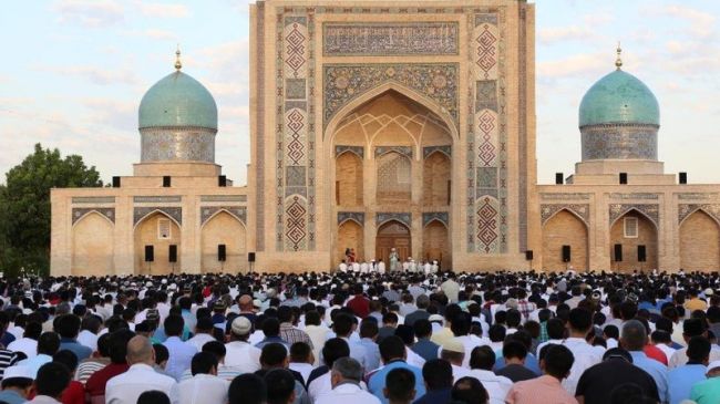 В Узбекистане отменили ограничение на проведение пятничных молитв в мечетях – подробности