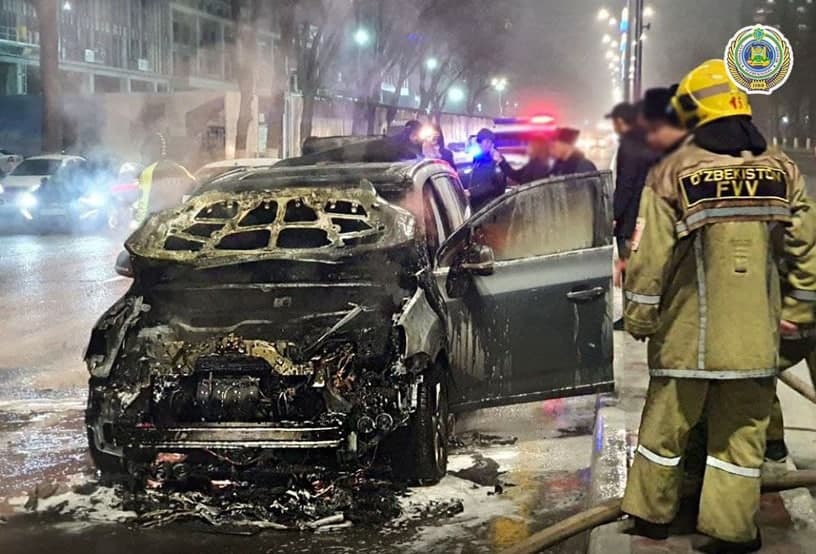 В Ташкенте на улице Ислама Каримова снова сгорел Chevrolet Orlando