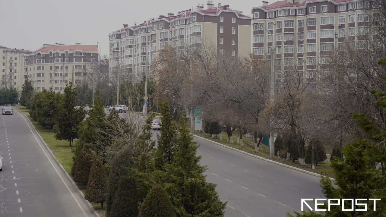 «В стране не хватает 400 тысяч дорожных знаков и указателей» — президент Шавкат Мирзиёев.