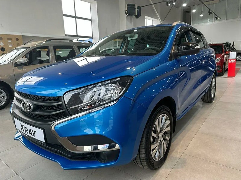 «АВТОВАЗ» завершил продажи LADA Xray и Xray Cross