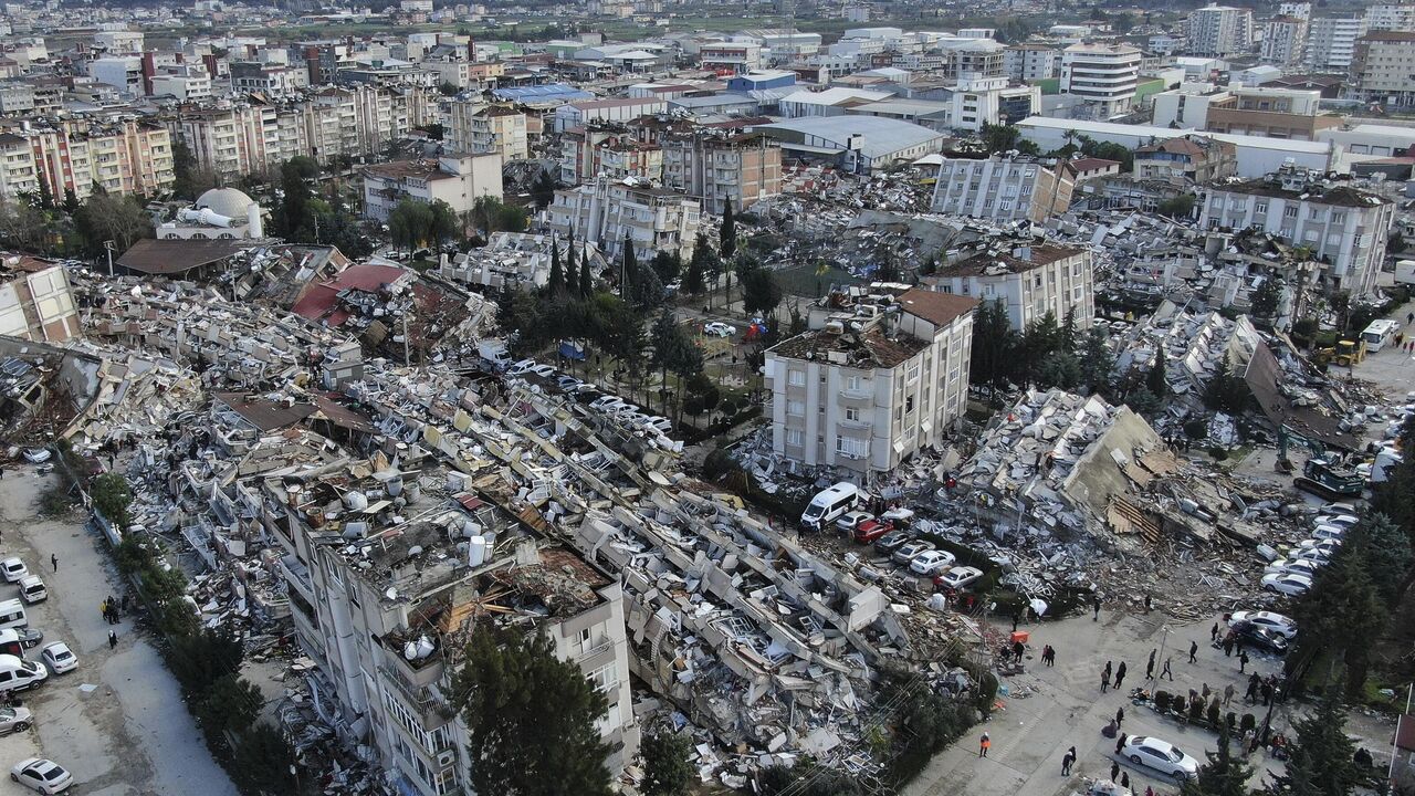 Число жертв землетрясений в Турции превысило 50 тысяч