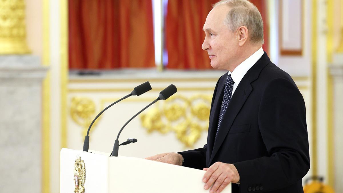 Путин несколько раз попрощался с послами, но его проигнорировали (видео) 