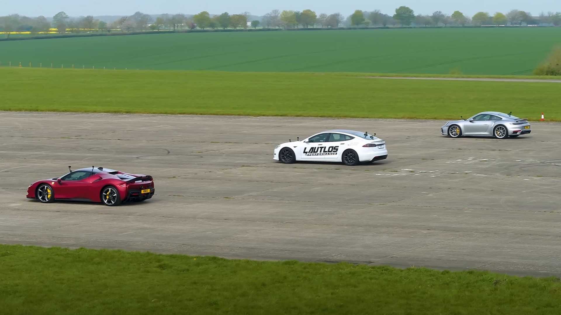 Сможет ли Tesla Model S Plaid обогнать Ferrari SF90 и Porsche 911 Turbo S