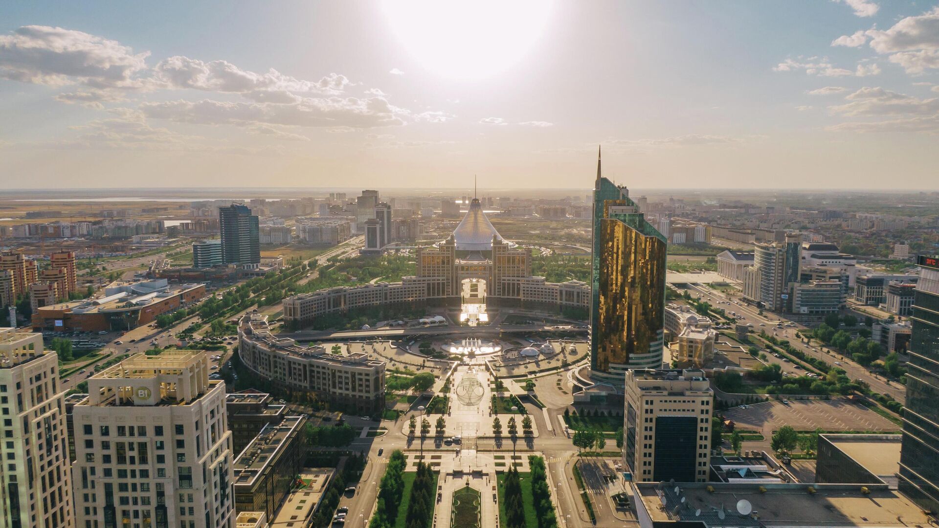 Шавкат Мирзиёев отбыл в Астану на саммит ОТГ