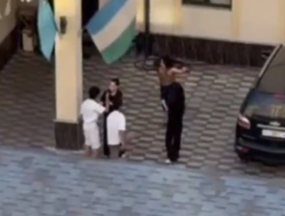 В Ташкенте арестовали трех девушек, конфликтовавших возле гостиницы