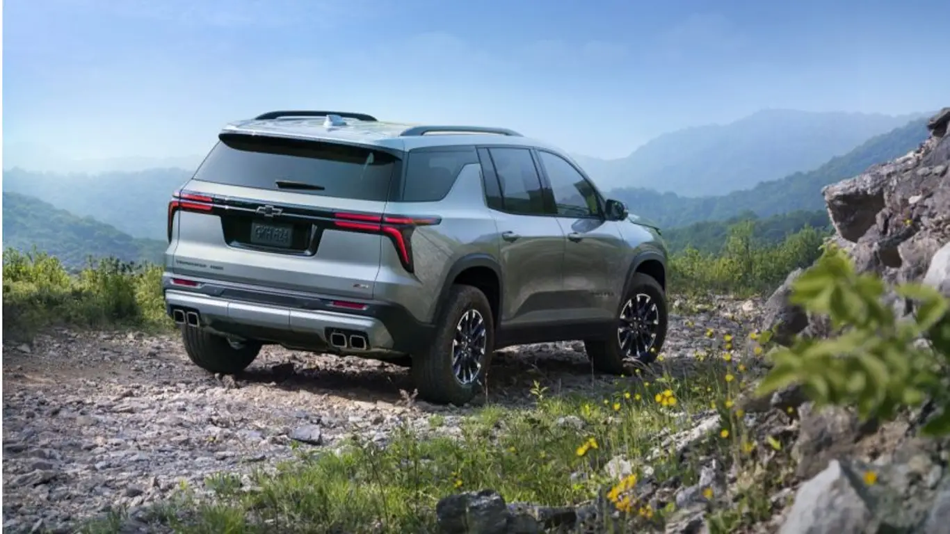 Chevrolet показал обновленный Traverse