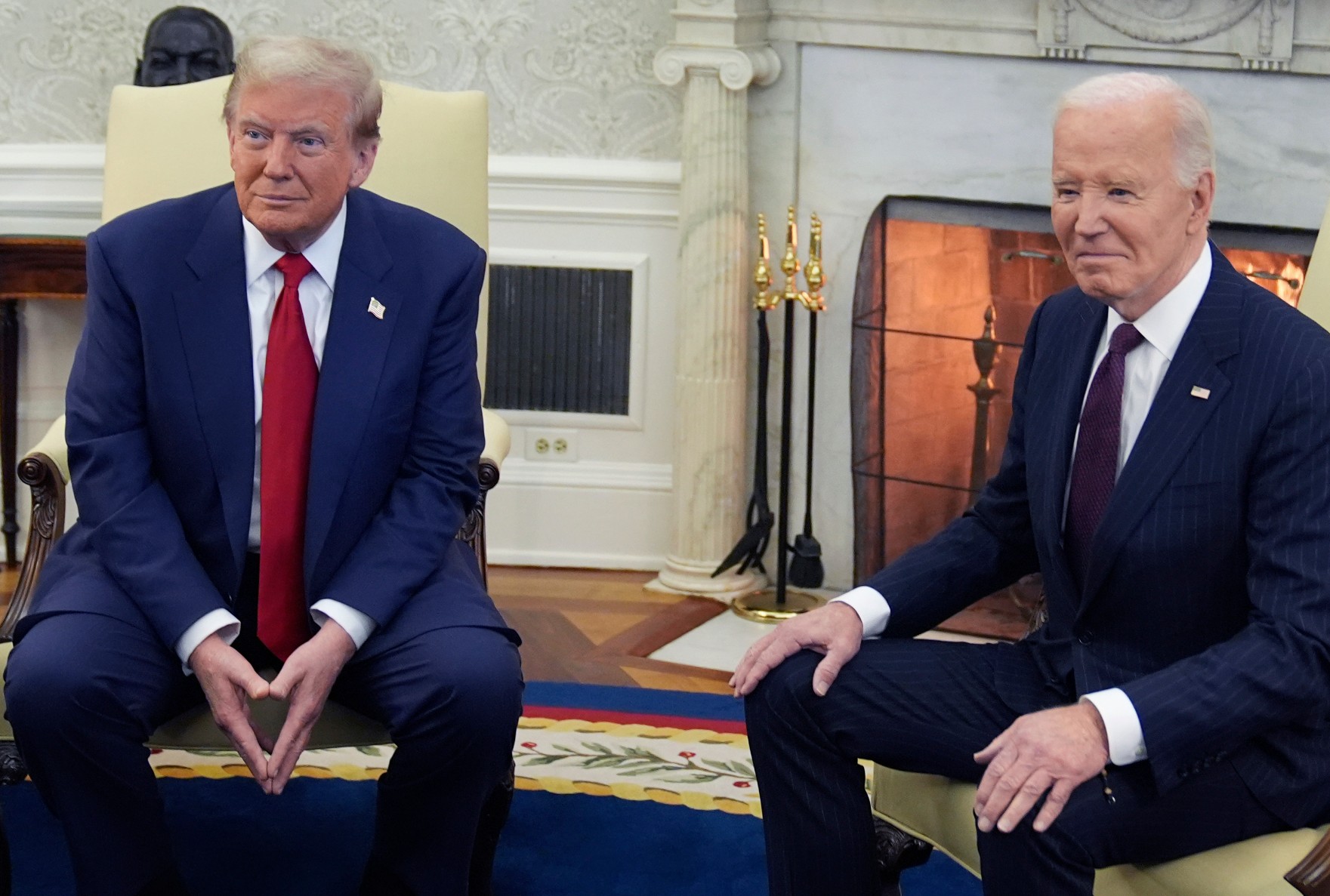 Трамп аннулировал все приказы, подписанные Байденом с помощью автопера