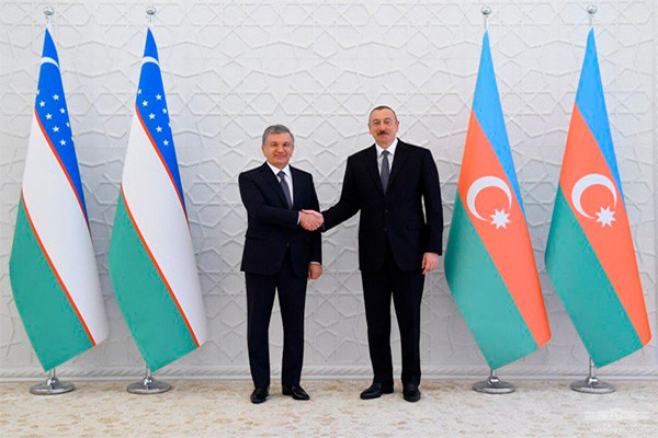 Президент поздравил главу Азербайджана с окончанием военных действий в Нагорном Карабахе
