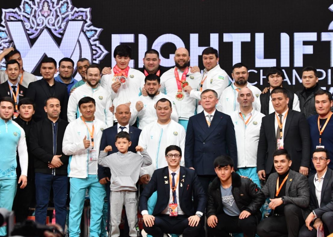 Узбекистан завершил ЧА по тяжелой атлетике с 25 медалями