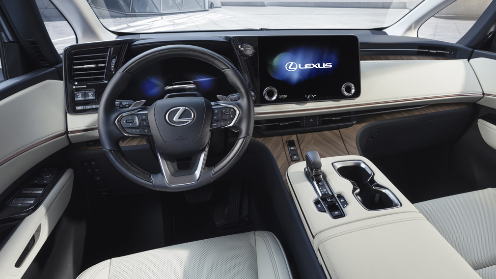 Фото: Lexus