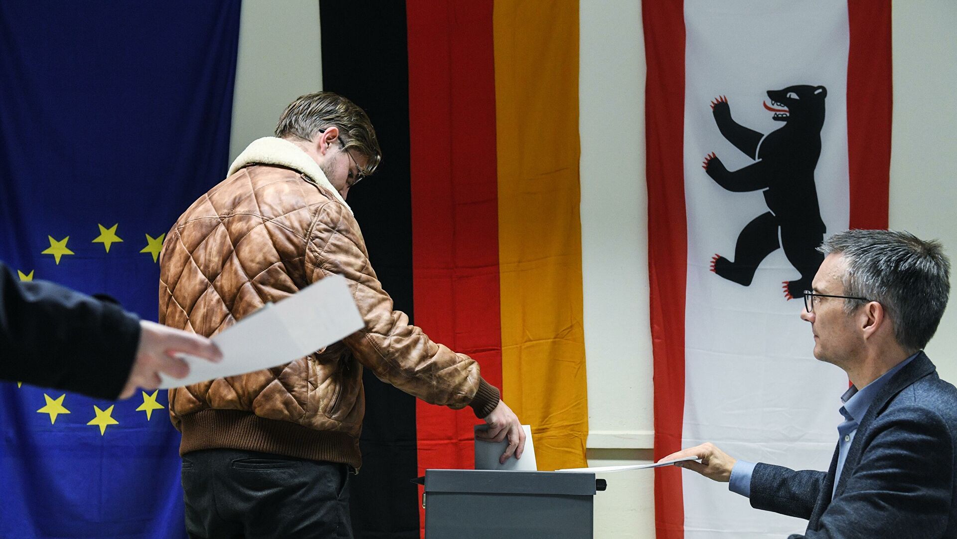 Конец эпохи Меркель: в Германии начались парламентские выборы